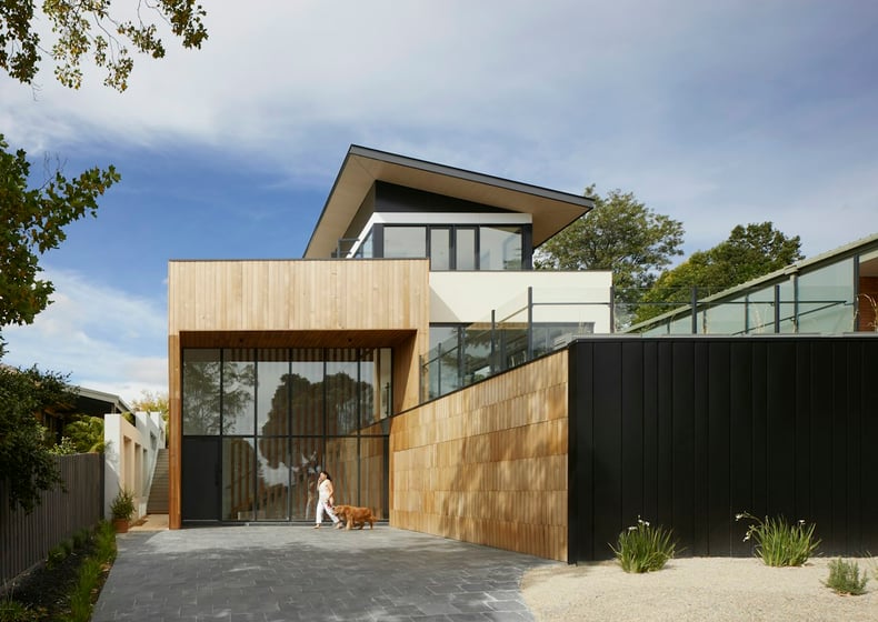 Contemporary townhouse
