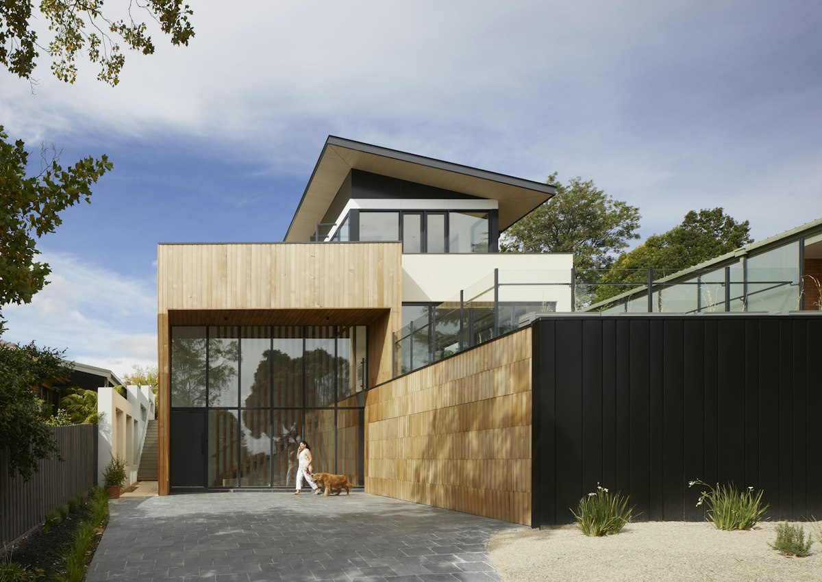 Contemporary townhouse