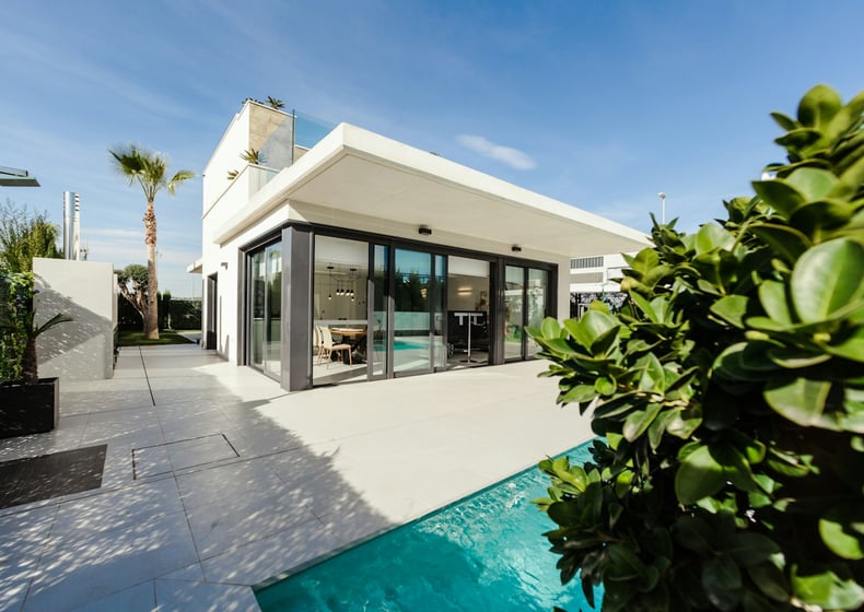 Modern garden house